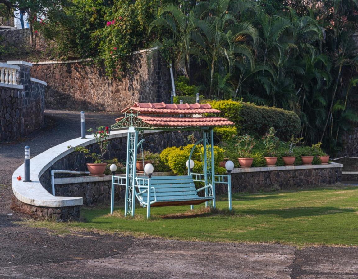 Saffronstays Aurelia, Panchgani - Balinese Villa With Breathtaking Valley Views Экстерьер фото